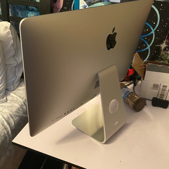 iMac used 2019 - Picture 1 of 4